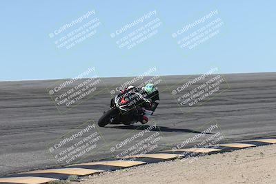 media/Oct-13-2025-Moto Forza (Mon) [[a66d839500]]/2-A Group/Session 2 (Bowl)/